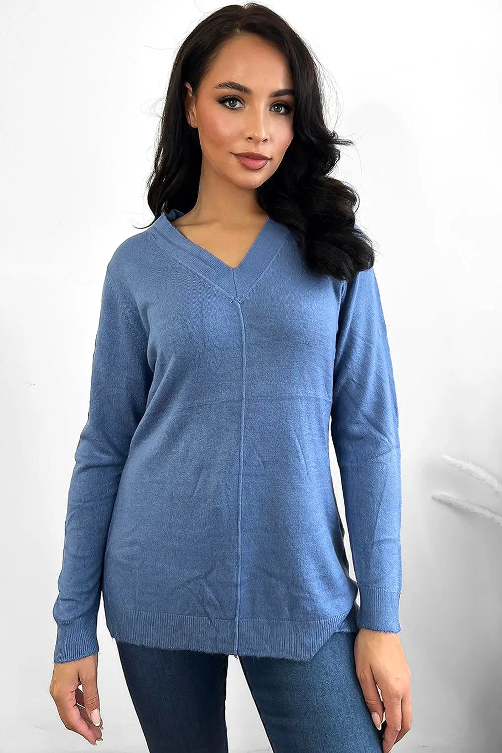 Front Seam V-Neck Soft Knit Pullover