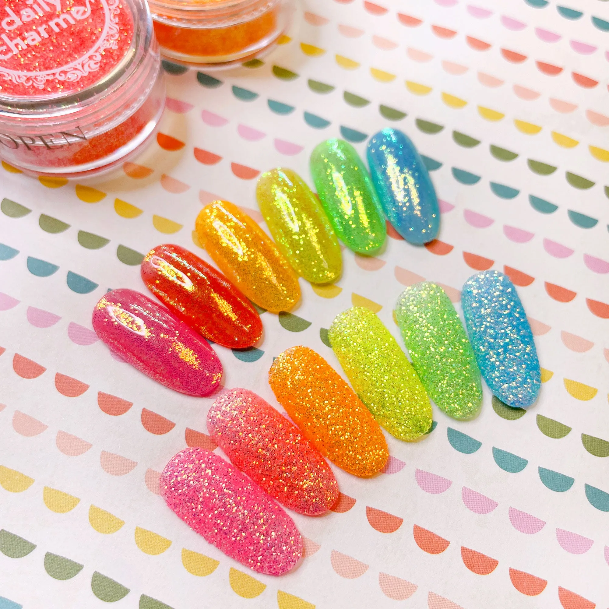 Iridescent Neon Glitter Dust / Yellow Submarine