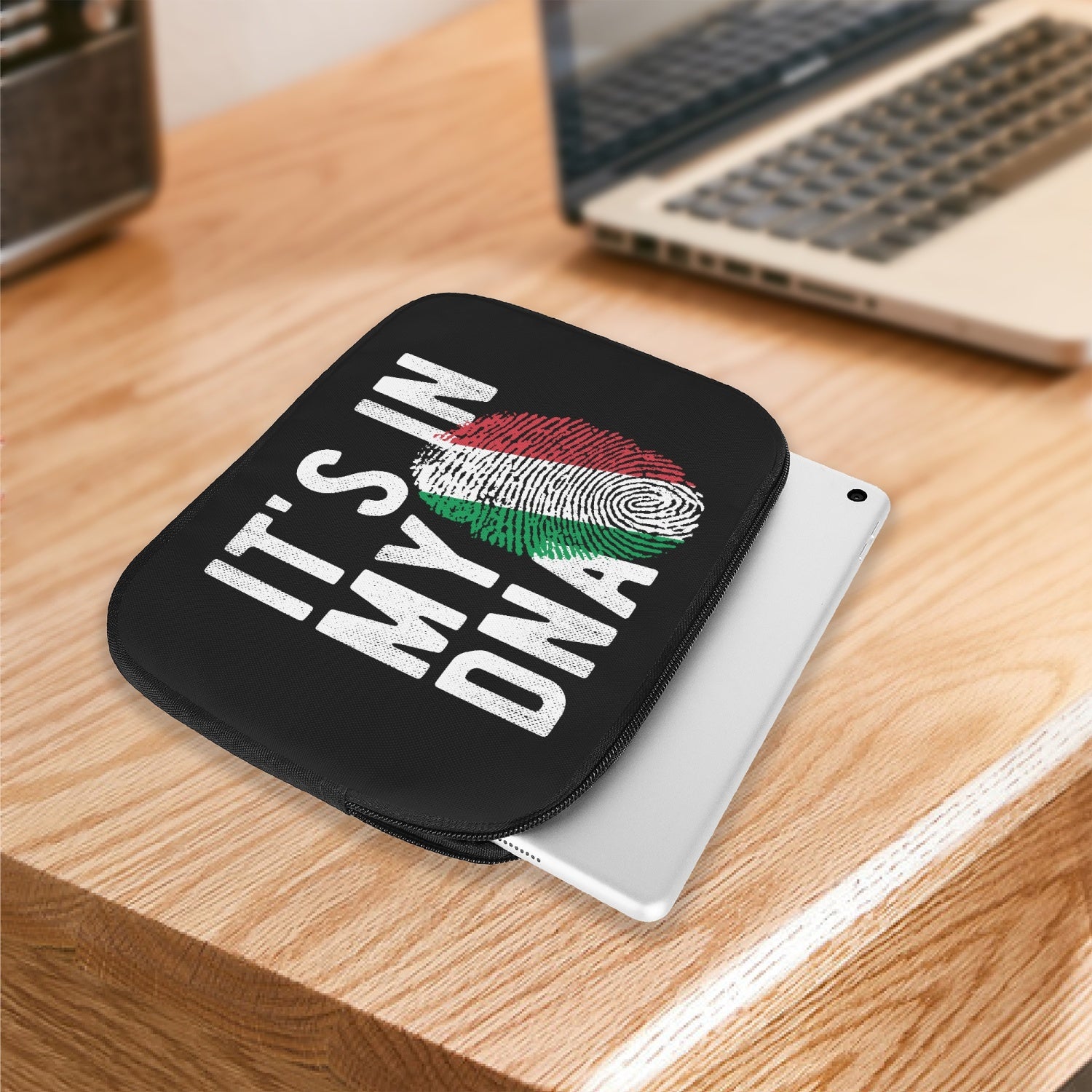 Italy It's in my DNA - iPad Sleeve