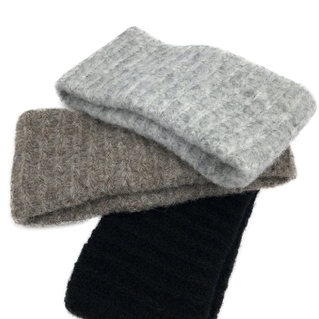 SLATE + SALT Women's Black Ribbed Alpaca Ear Warmer