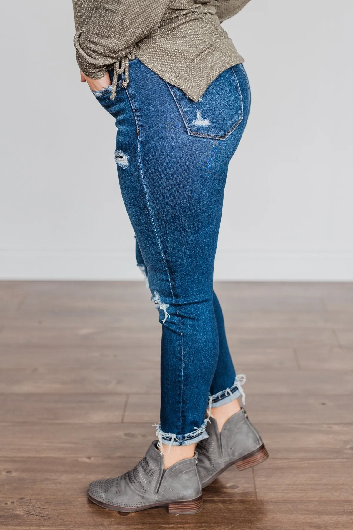 Vervet Mid-Rise Skinny Jean- Kristine Wash