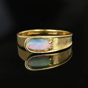 Vintage 14K Gold Buckle Cabochon Opal Ring Band