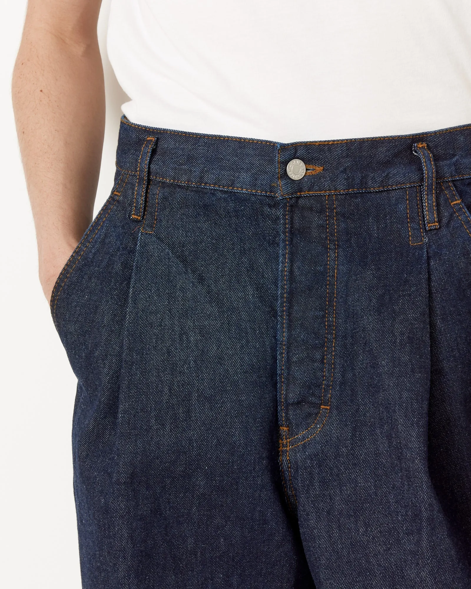 Wide Leg Pleated Jean in Indigo